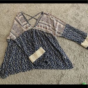 Beautiful shirt never been worn